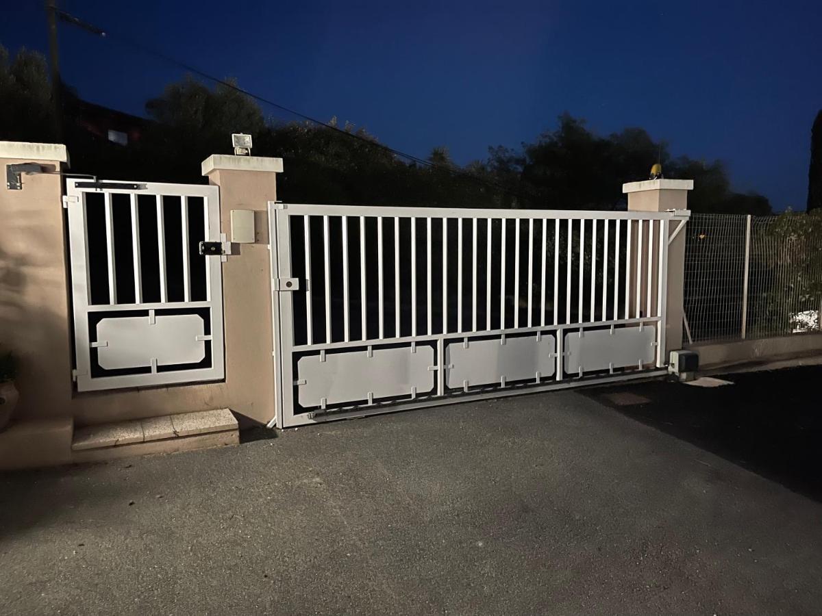Ferienwohnung Oustaou Di Ercole Bormes-les-Mimosas Exterior foto