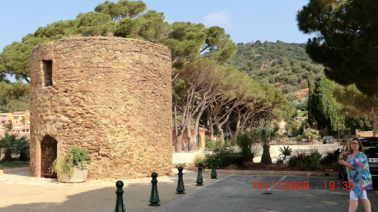 Ferienwohnung Oustaou Di Ercole Bormes-les-Mimosas Exterior foto